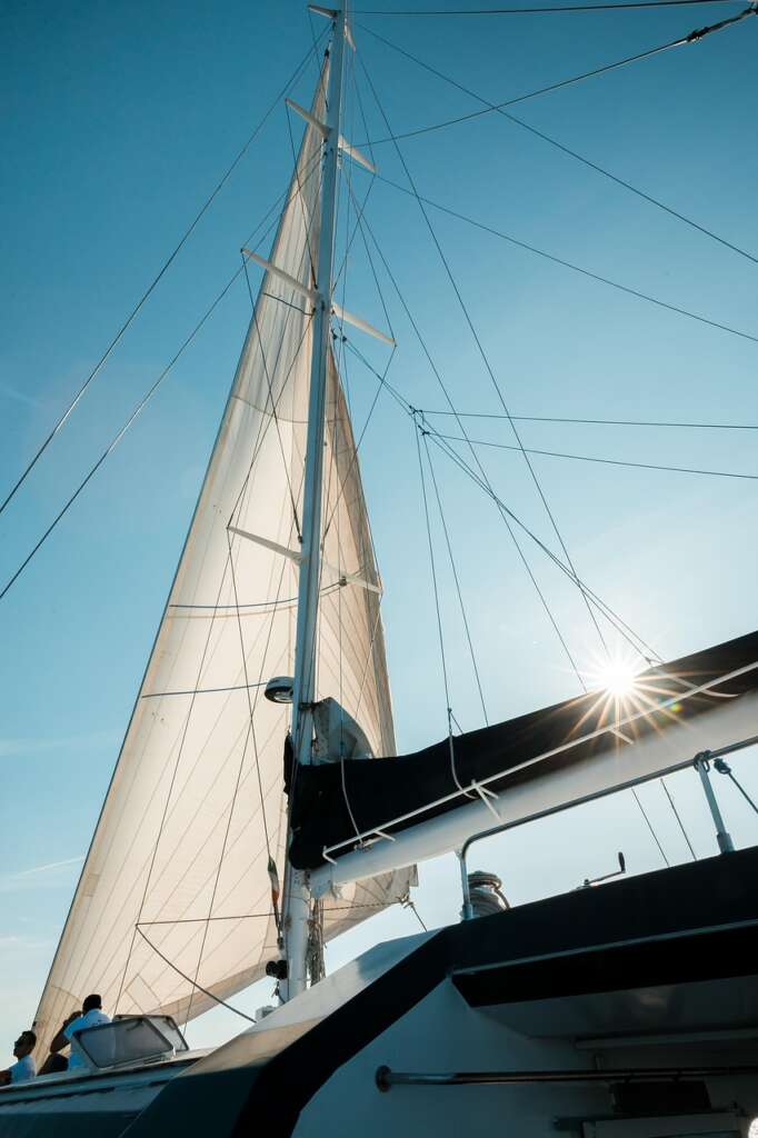 split sailboat rental